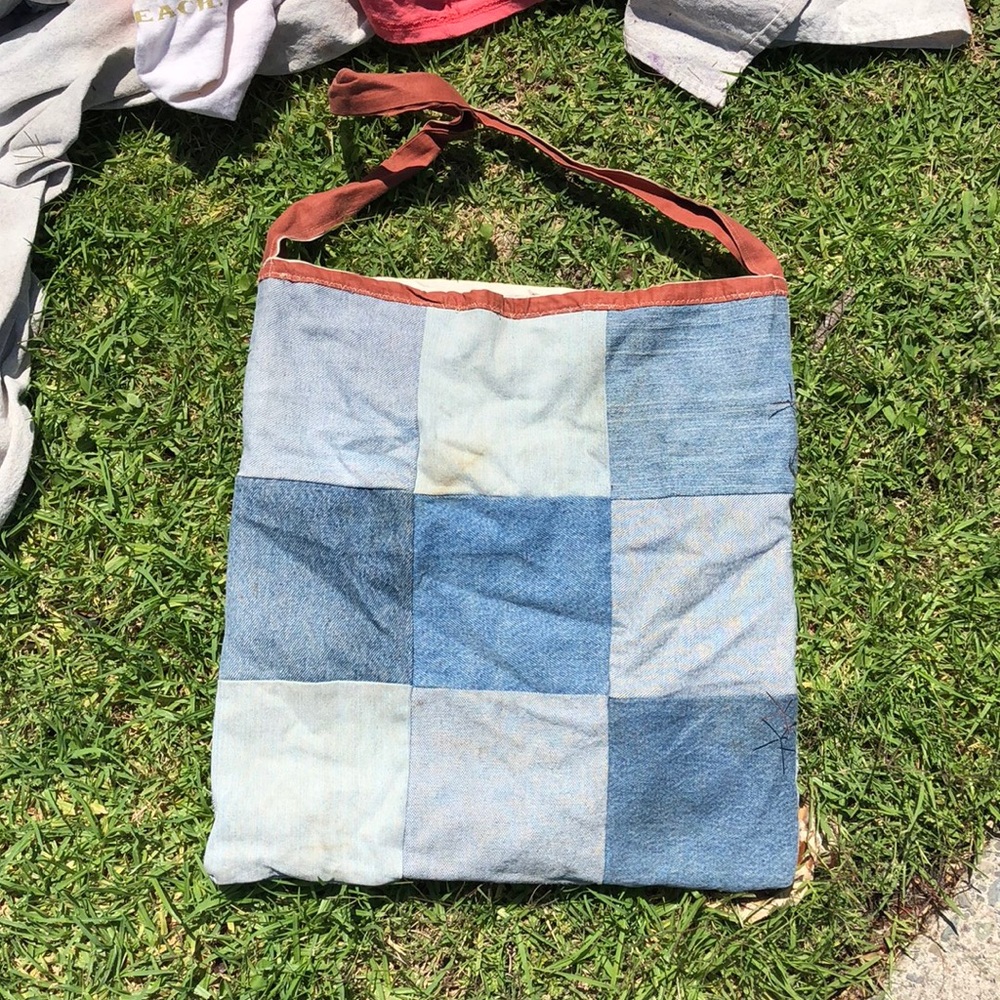 Reversible Bag - Picture 2 of 3